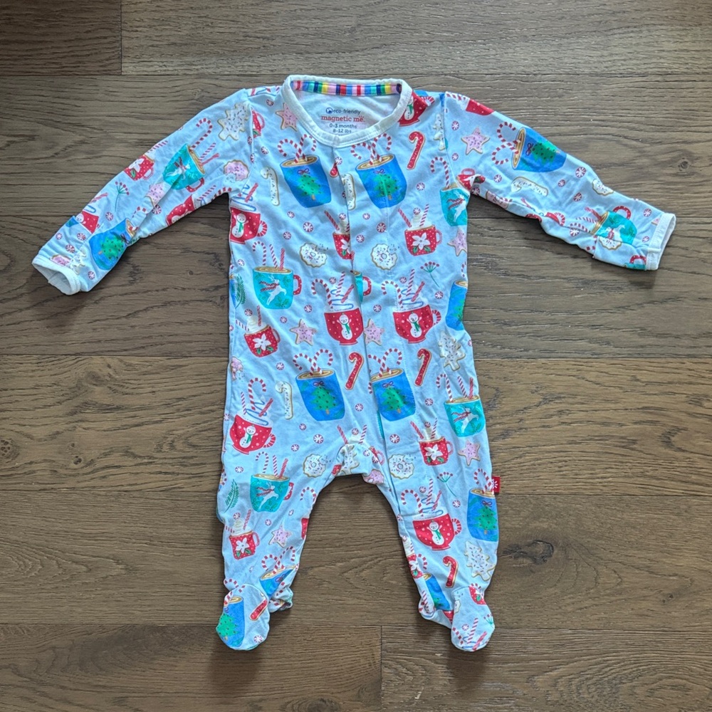 Magnetic Me 0-3 Like New EUC Festive Blue and Red Footie